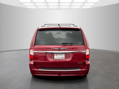 2013 Chrysler Town & Country Limited