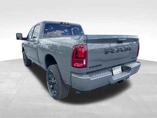 Ceramic Gray Clearcoat 2026 RAM 2500 Laramie Crew Cab 4x4 6'4' Box