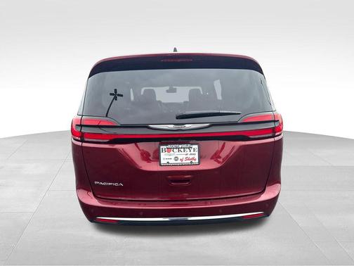 Velvet Red Pearlcoat 2023 Chrysler Pacifica Touring L