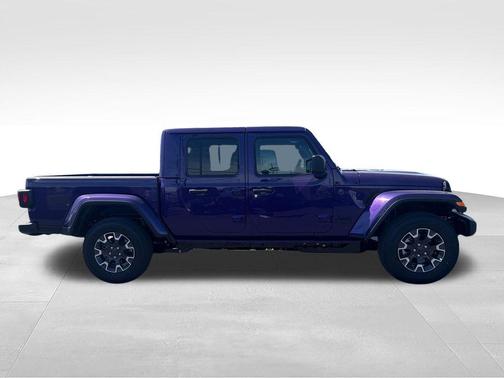 Reign 2026 Jeep Gladiator Sahara 4x4