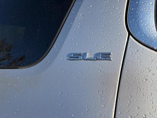 2018 GMC Acadia SLE-2