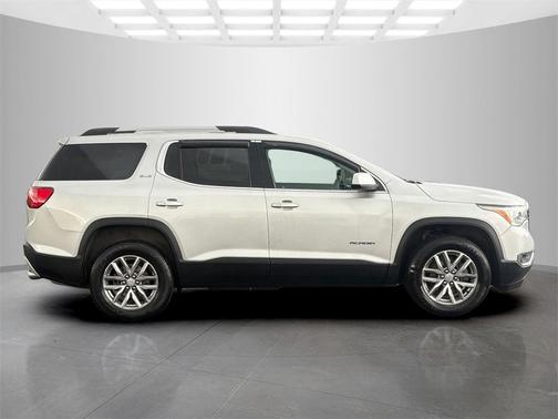 2018 GMC Acadia SLE-2