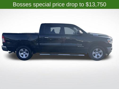 Diamond Black Crystal Pearlcoat 2020 RAM 1500 Big Horn/Lone Star