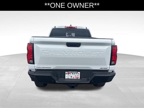 Summit White 2024 Chevrolet Colorado ZR2