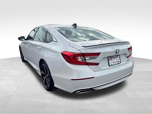Platinum White Pearl 2022 Honda Accord Sport SE 1.5T