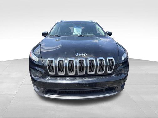 Diamond Black Crystal Pearlcoat 2017 Jeep Cherokee Latitude
