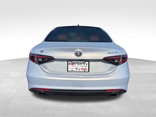 Moonlight Gray 2024 Alfa Romeo Giulia Ti