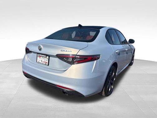 Moonlight Gray 2024 Alfa Romeo Giulia Ti