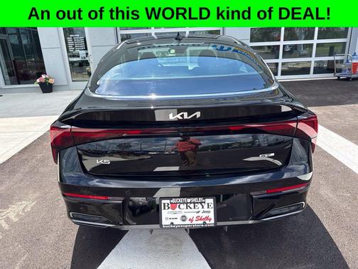 Aurora Black Pearl 2025 Kia K5 GT-Line