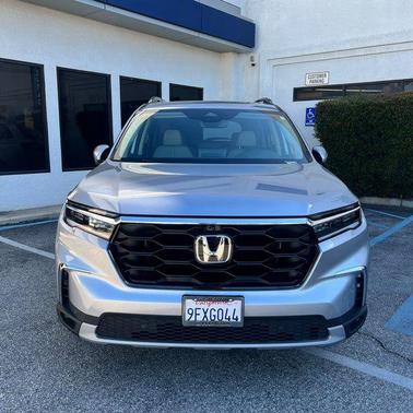 2023 Honda Pilot AWD Elite