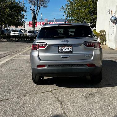 Billet Silver Metallic Clearcoat 2019 Jeep Compass Latitude