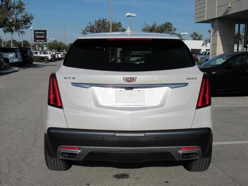 2021 Cadillac XT5 Premium Luxury