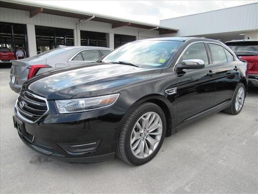 2017 Ford Taurus Limited