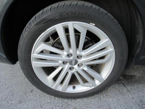 2018 Audi Q5 2.0T Premium Plus