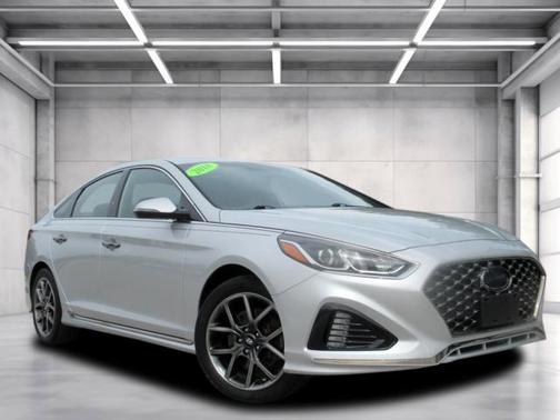 2018 Hyundai SONATA Sport 2.0T