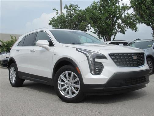 2023 Cadillac XT4 Luxury