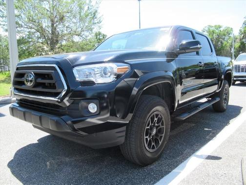 Black 2022 Toyota Tacoma SR5