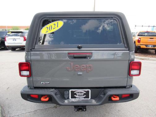 Gray 2021 Jeep Gladiator Mojave