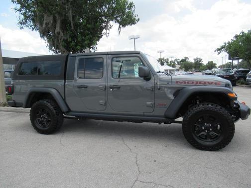 Gray 2021 Jeep Gladiator Mojave
