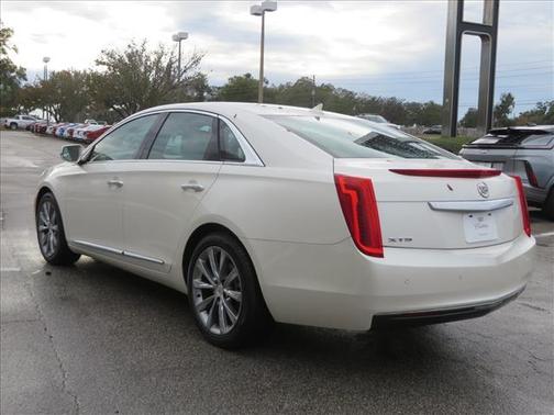 2013 Cadillac XTS Base