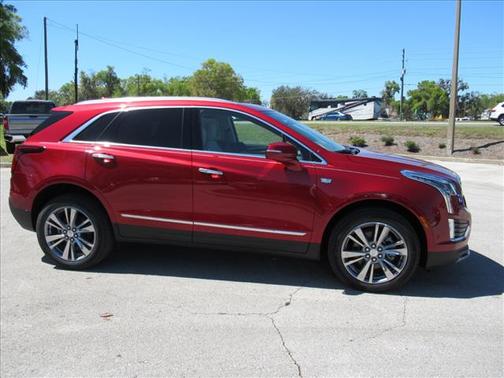 2026 Cadillac XT5 Premium Luxury