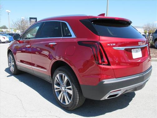 2026 Cadillac XT5 Premium Luxury