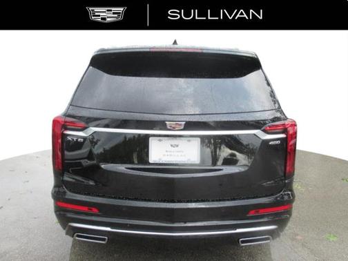 2025 Cadillac XT6 Premium Luxury FWD