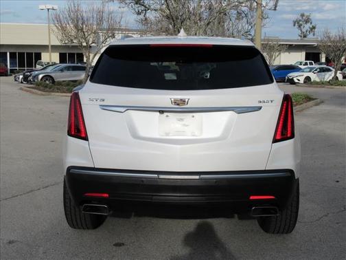2022 Cadillac XT5 Luxury