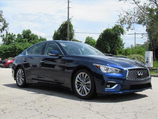 2022 INFINITI Q50 LUXE