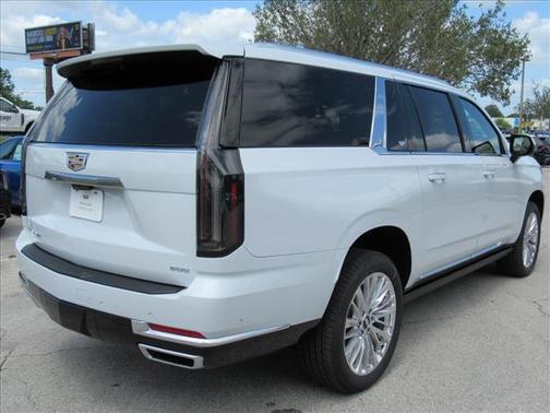 2026 Cadillac Escalade ESV Luxury