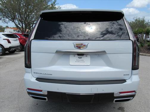 2026 Cadillac Escalade ESV Luxury