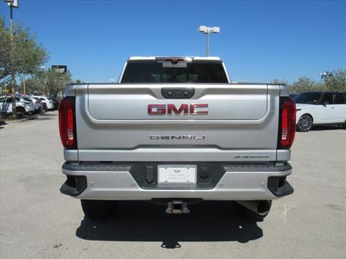 2021 GMC Sierra 2500 Denali