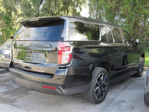 2024 Chevrolet Suburban RST