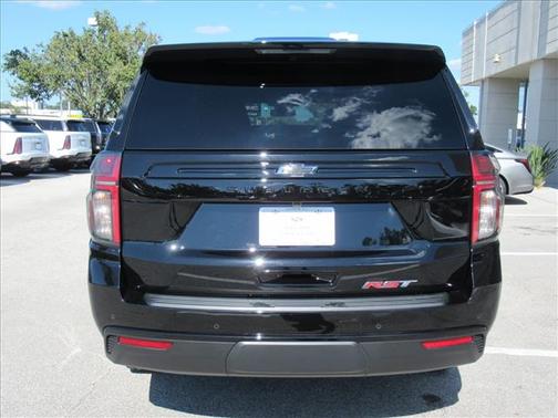 2024 Chevrolet Suburban RST