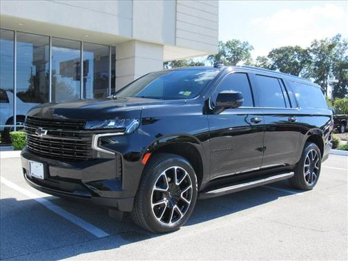 2024 Chevrolet Suburban RST