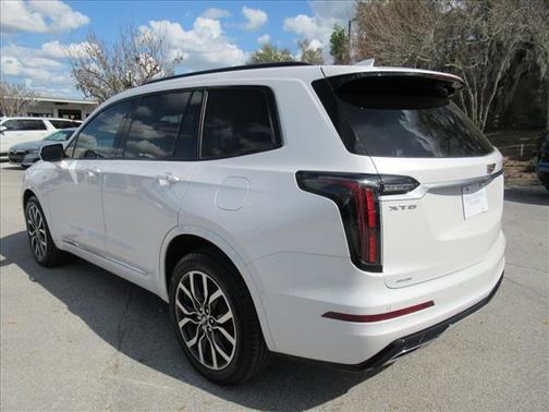 2025 Cadillac XT6 Sport AWD