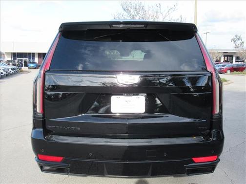 2022 Cadillac Escalade ESV Sport