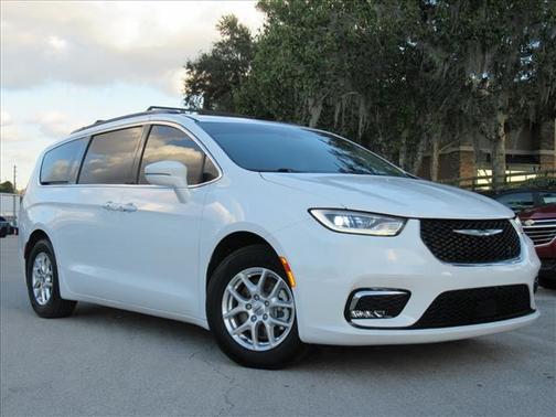 2022 Chrysler Pacifica Touring-L