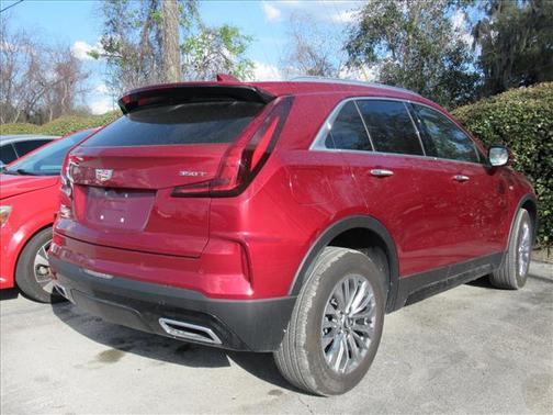 2025 Cadillac XT4 Premium Luxury