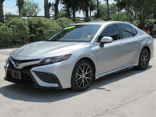 Silver 2021 Toyota Camry SE