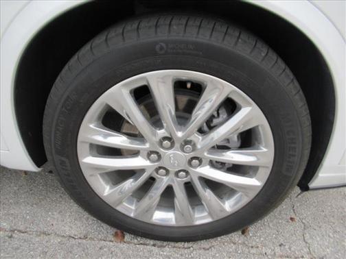 2023 Cadillac XT6 Premium Luxury FWD