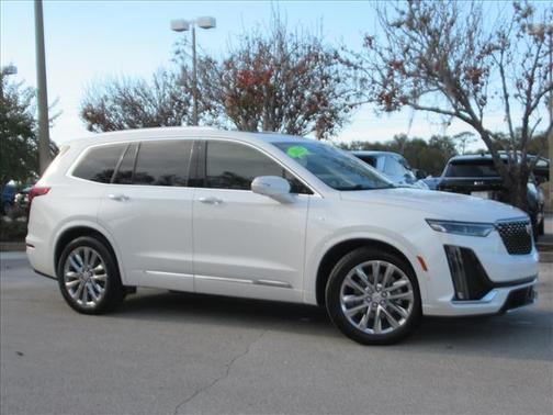 2023 Cadillac XT6 Premium Luxury FWD