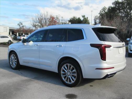 2023 Cadillac XT6 Premium Luxury FWD