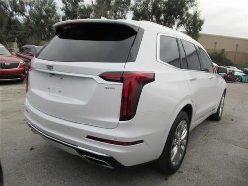 2023 Cadillac XT6 Premium Luxury FWD