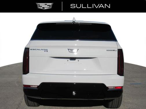 2025 Cadillac Escalade IQ Luxury