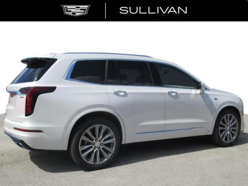 2025 Cadillac XT6 Premium Luxury FWD