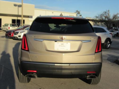 2022 Cadillac XT5 Luxury