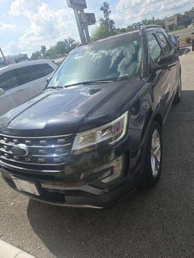 Quartz Metallic 2017 Ford Explorer XLT