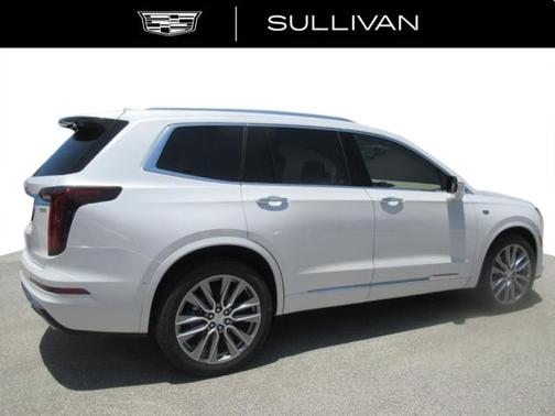 2025 Cadillac XT6 Premium Luxury FWD