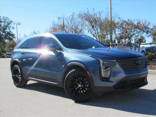 2024 Cadillac XT4 Luxury